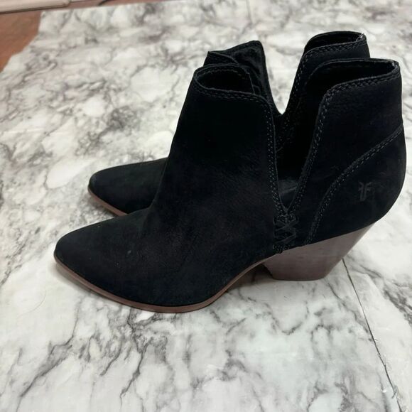 FRYE Black booties ankle boots point toe size 8.5 - Picture 4 of 8